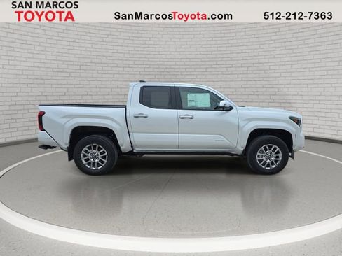 New 2026 Toyota Tacoma Limited AWD/4WD image 4
