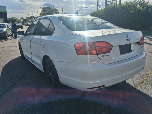 Used 2012 Volkswagen Jetta SE FWD image 7