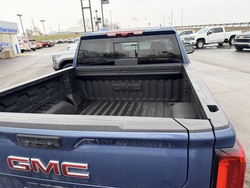 Used 2025 GMC Sierra 1500 Denali w/ Technology Package image 8