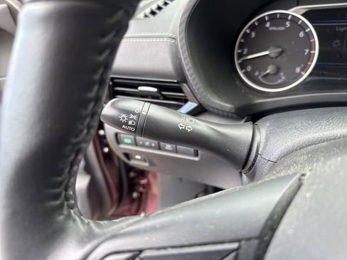 Used 2022 Nissan Sentra SV w/ All-Weather Package FWD image 23