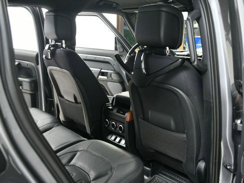 Used 2023 Land Rover Defender 110 X image 38