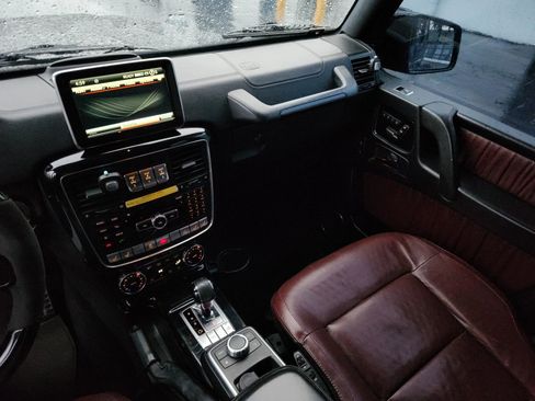 Used 2014 Mercedes-Benz G 550 image 11