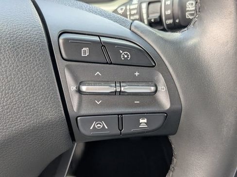 Used 2022 Hyundai Kona Limited w/ Cargo Package FWD image 26