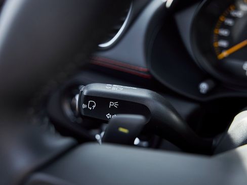 Used 2025 Porsche 718 Boxster Spyder RS w/ Accent Package Logos image 57