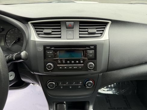Used 2017 Nissan Sentra S FWD image 19