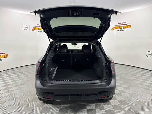 New 2026 Nissan Kicks SR w/ Illumination Package image 5