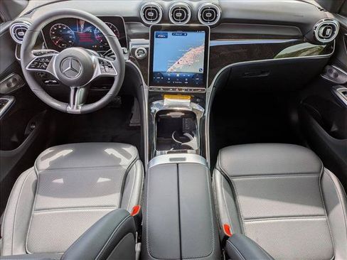New 2026 Mercedes-Benz GLC 300 image 14