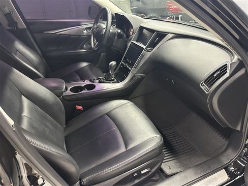 Used 2016 INFINITI Q50 3.0t Premium w/ Driver Assistance Package AWD/4WD image 11