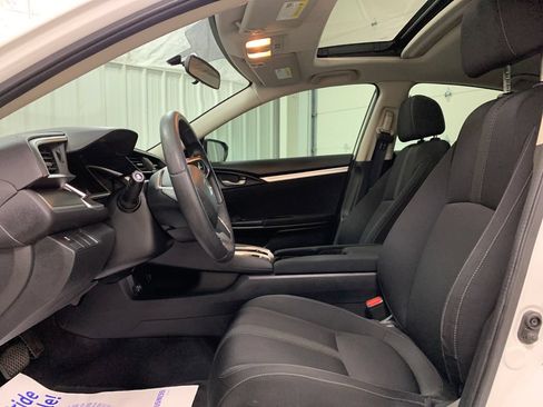 Used 2018 Honda Civic EX image 4