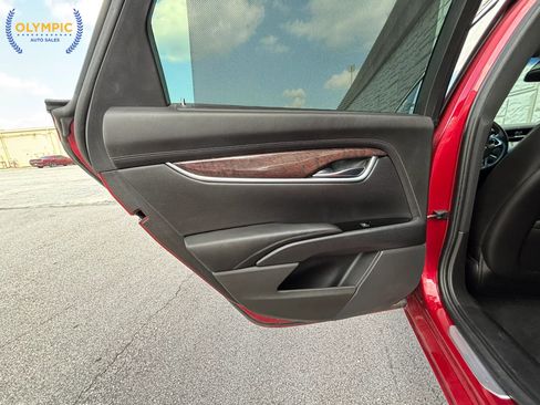 Used 2013 Cadillac XTS Premium image 44