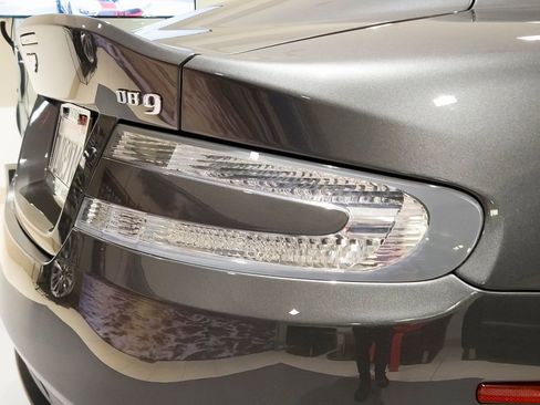 Used 2015 Aston Martin DB9 Coupe image 7