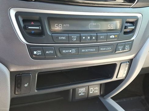 Used 2019 Honda Pilot EX-L image 12