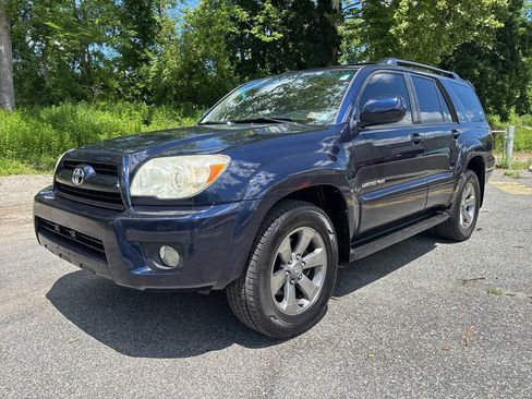 Used 2006 Toyota 4Runner Limited AWD/4WD image 4