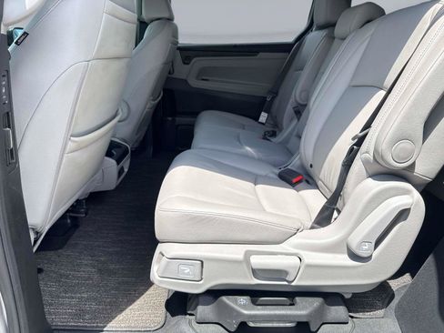 Certified 2021 Honda Odyssey Touring image 15