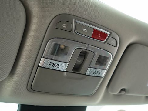 Used 2025 Kia Telluride S AWD/4WD image 11