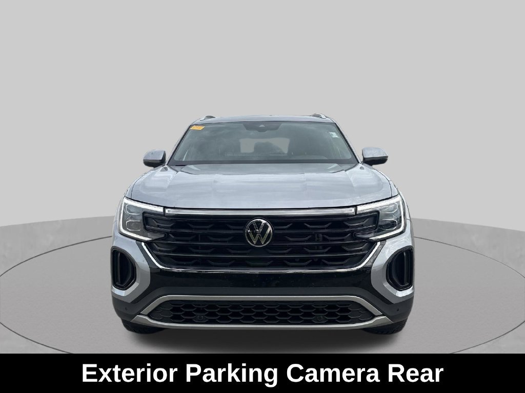 Used 2025 Volkswagen Atlas Cross Sport SE w/ Panoramic Sunroof Package AWD/4WD image 11