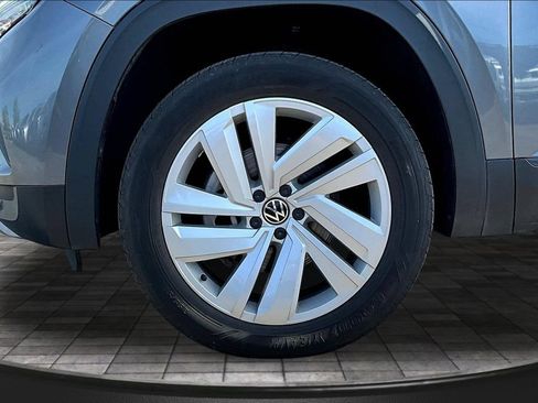 Used 2023 Volkswagen Atlas Cross Sport SE AWD/4WD image 29