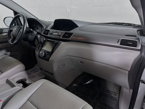 Used 2015 Honda Odyssey EX-L image 30