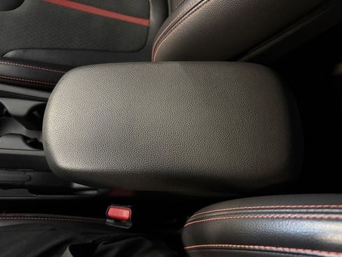 Used 2021 Hyundai Veloster Turbo image 39