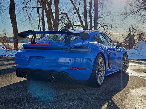 Certified 2025 Porsche 718 Cayman GT4 RS image 7