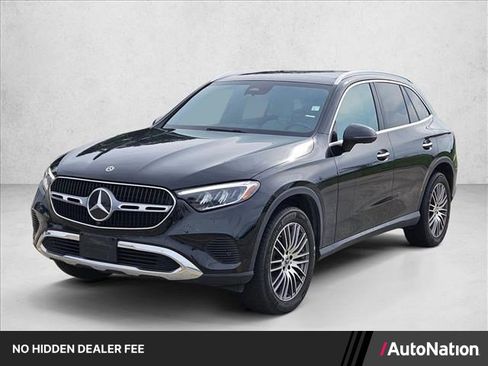 Used 2024 Mercedes-Benz GLC 300 image 1