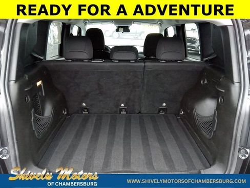 Used 2019 Jeep Renegade Latitude image 9