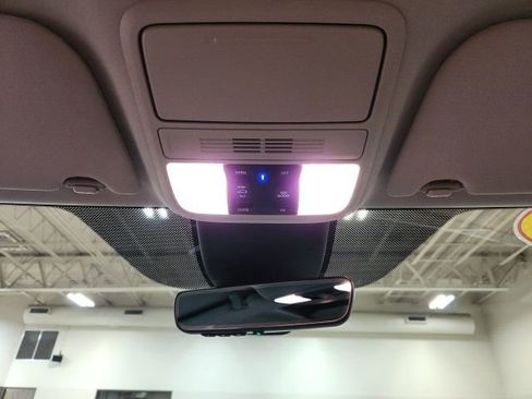 Certified 2025 Honda Odyssey EX-L image 17