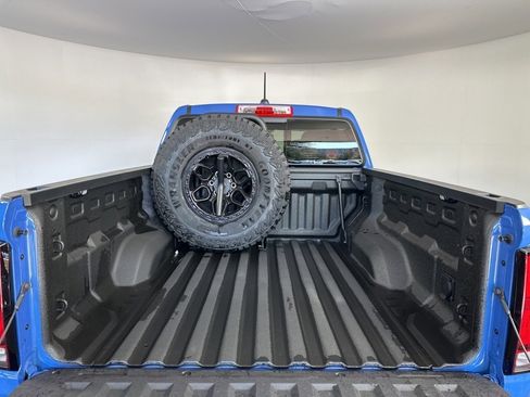 New 2025 Chevrolet Colorado ZR2 w/ ZR2 Bison Edition image 11