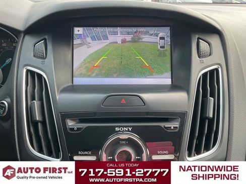 Used 2018 Ford Focus Titanium FWD image 25