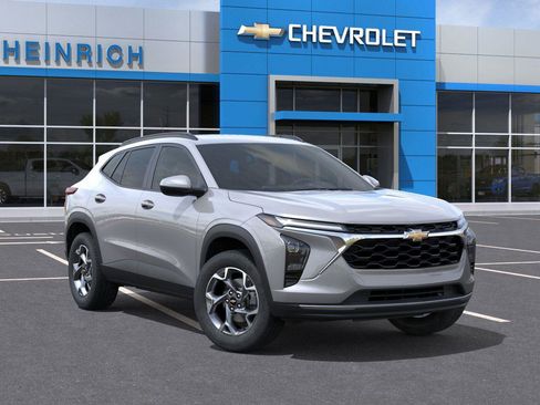 New 2026 Chevrolet Trax LT image 7