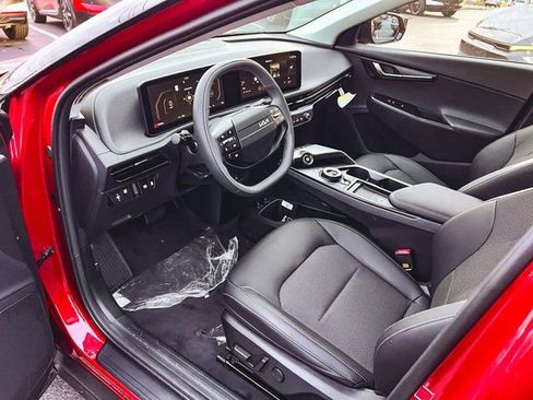 New 2025 Kia EV6 Light AWD/4WD image 10