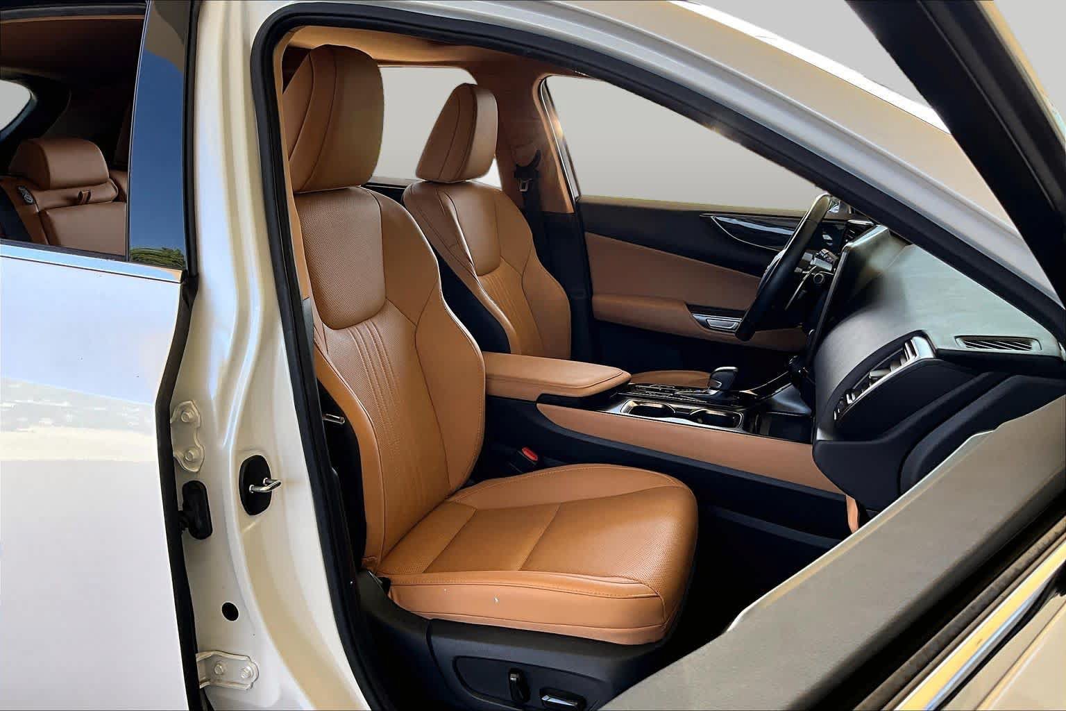 Used 2024 Lexus NX 350 AWD image 8