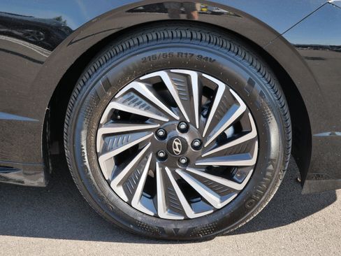 Certified 2025 Hyundai Sonata SEL image 15