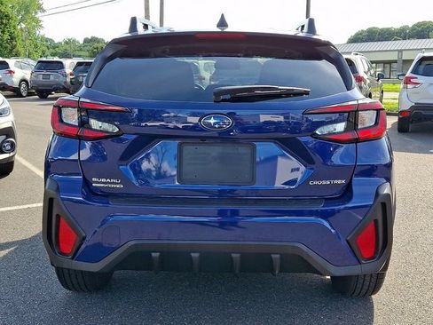 Used 2024 Subaru Crosstrek 2.0i Premium AWD/4WD image 5