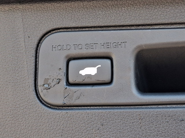 Used 2025 Honda Pilot Elite image 29
