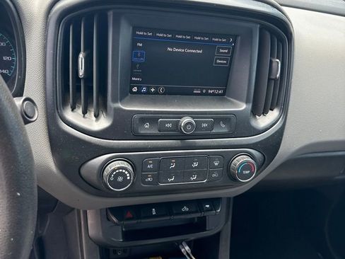 Used 2020 Chevrolet Colorado W/T w/ WT Convenience Package RWD image 16