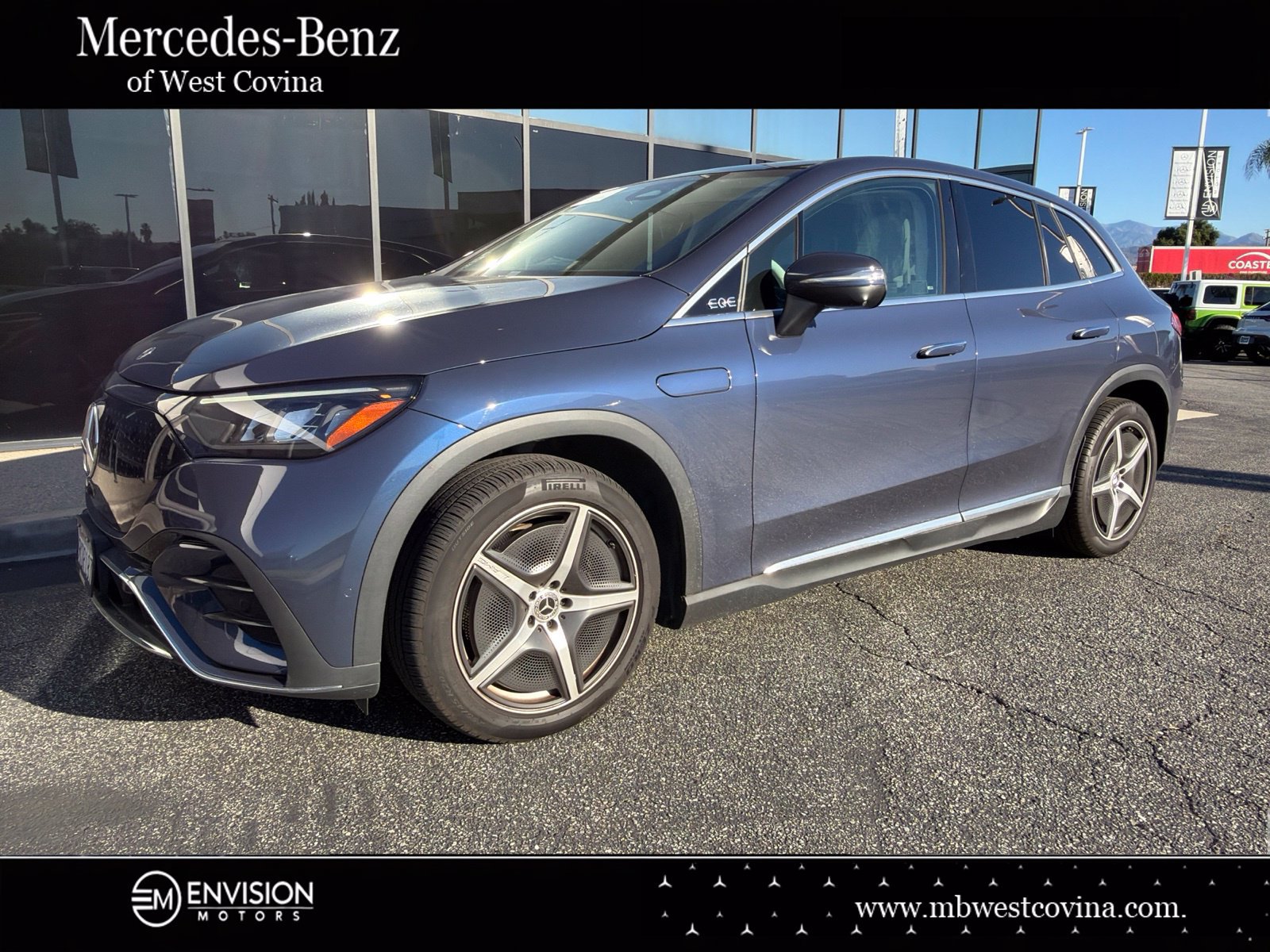 Used 2023 Mercedes-Benz EQE 500 4MATIC SUV image 1