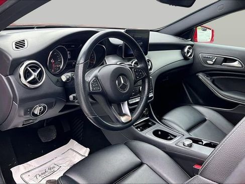 Certified 2019 Mercedes-Benz GLA 250 4MATIC image 20