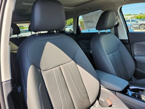 New 2026 Audi Q3 quattro 2.0T AWD/4WD image 13