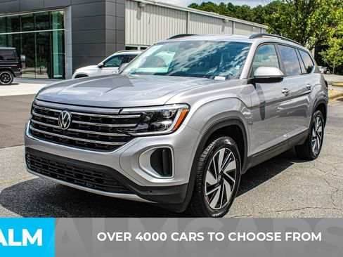 Used 2026 Volkswagen Atlas SE FWD image 2