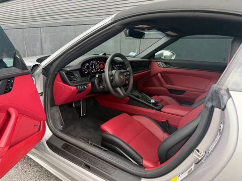 Certified 2026 Porsche 911 Carrera 4 GTS AWD/4WD image 15