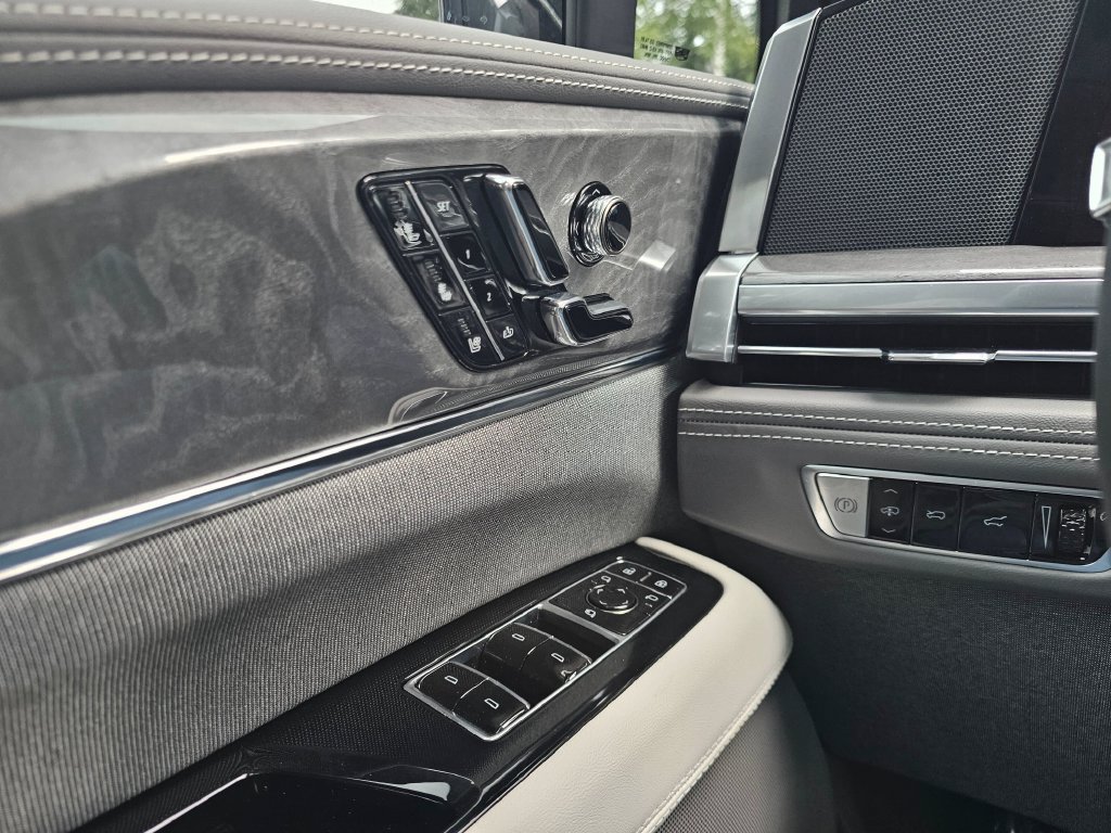 New 2026 Cadillac Escalade IQ Luxury 1 AWD/4WD image 31
