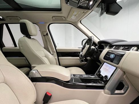 Used 2021 Land Rover Range Rover P525 Westminster Edition image 6