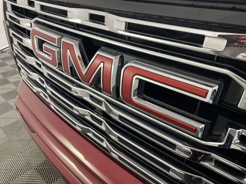 Used 2024 GMC Canyon Denali image 33