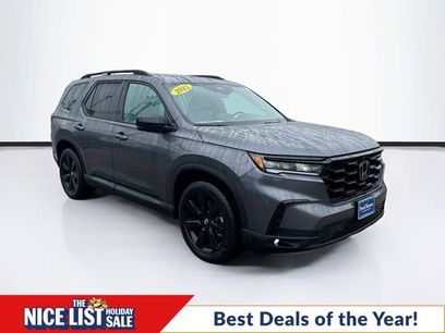 Certified 2025 Honda Pilot Black Edition