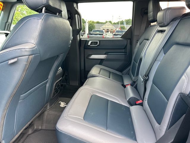 Used 2022 Ford Bronco Outer Banks AWD/4WD image 16