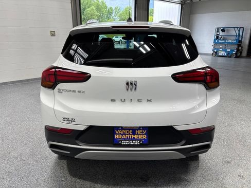 Used 2024 Buick Encore GX Preferred AWD/4WD image 6