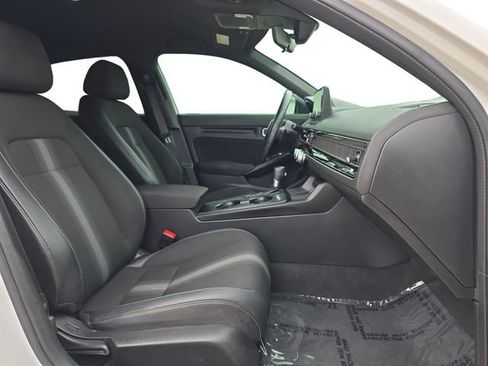 Used 2023 Honda Civic Sport image 17