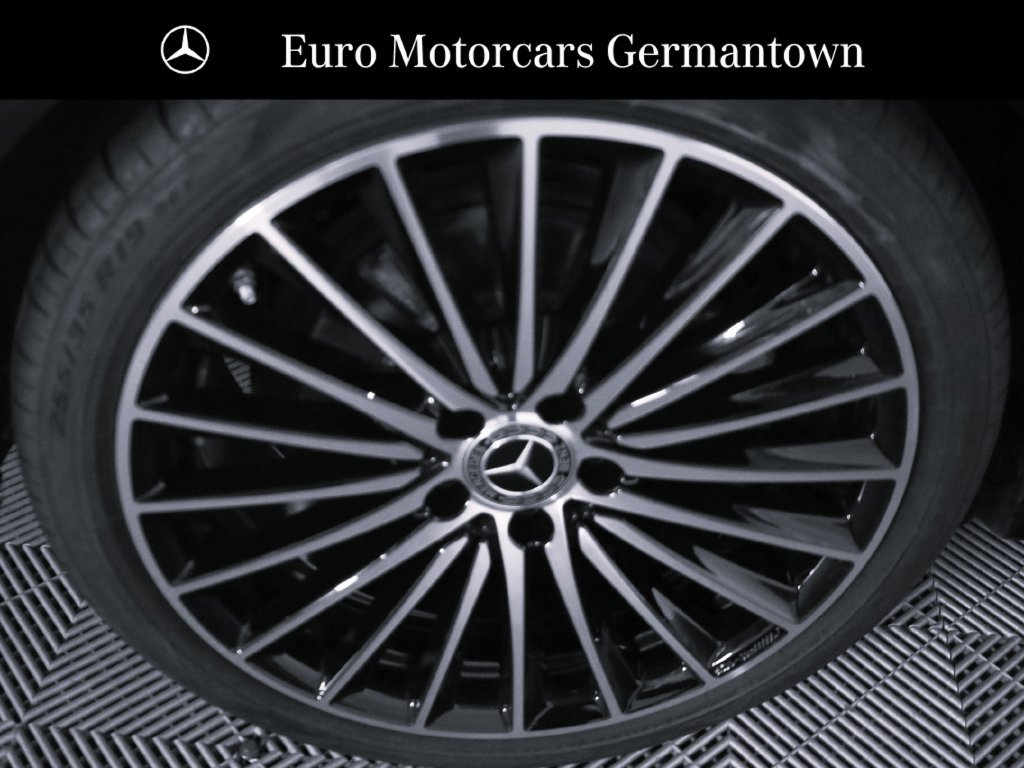 Used 2026 Mercedes-Benz C 300 4MATIC Sedan image 7