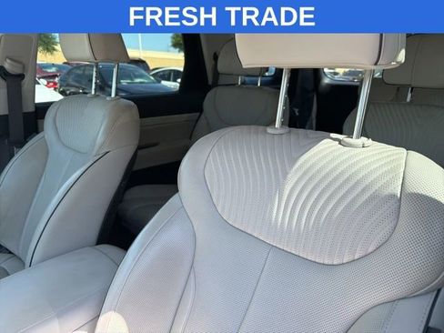 Used 2024 Hyundai Palisade Calligraphy FWD image 5